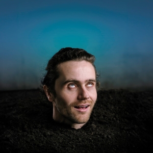 Review: TOM LAWRINSON: BURIED ALIVE AND LOVING IT, Soho Theatre Photo