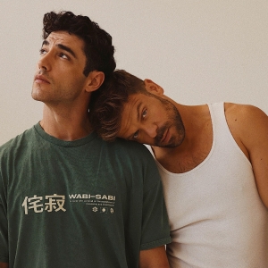VIDEO: Ricky Merino lanza 'Amants Que S’Amaguen', su primer single en catalán junto a