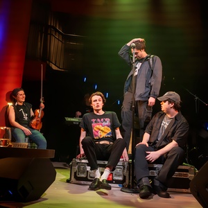 Review: FALLING OUT Turns Chelsea Table + Stage into an Open Mic Confessional Photo
