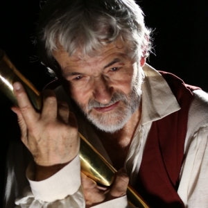 Award Winning Actor Tim Hardy Performs THE TRIALS OF GALILEO at Greenside Venues in E Photo