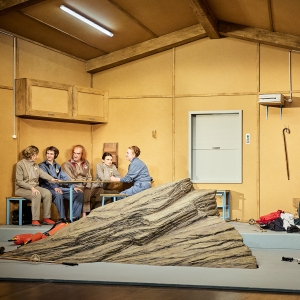 REVIEW: The Festival d'Avignon Presents LE SOMMET By Christoph Marthaler