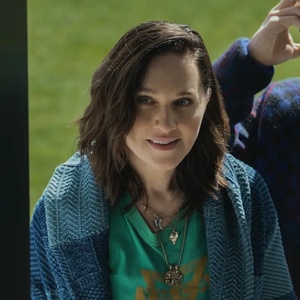 Video: Won't You Be Lena Hall's (Friend &) Neighbor? - Broadway Theater Video