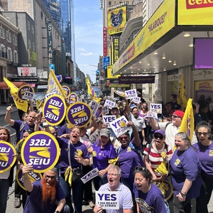Broadway Cleaners Union Votes to Authorize a Strike; Negotiations for New Contract Un Photo