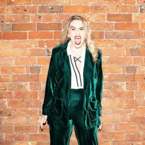 EDINBURGH 2025: Review: MICHELLE BRASIER: ITS A SHAME WE WONT BE FRIENDS NEXT YEAR, Gilded Photo