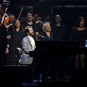 Josh Groban Returning to Las Vegas with Gems Residency This Fall Photo