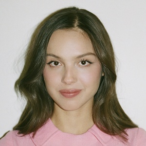 Olivia Rodrigo Launches 'Daisy Chain Fields' Music Festival with All-Women Lineup Photo