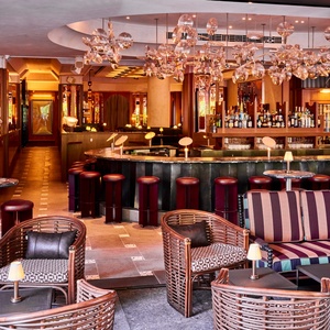 Review: THE DYNAMO ROOM at 2 Penn Plaza-A Gem in the Neighborhood Photo