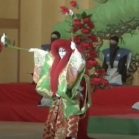 VIDEO: Tokyo's Kabuki-Za Theatre Reopens With Safety Measures in Place