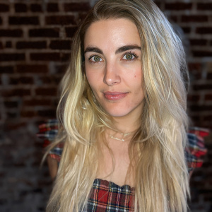 Victoria Lynne Barclay&rsquo;s CAMPING to Have World Premiere At HERE Arts Center with Col Photo