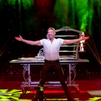 The World's Most Dangerous Magic Show Starring Richard Cadell Comes To Wolverhampton Photo