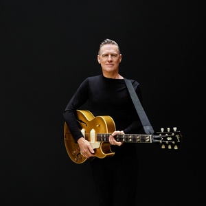 Bryan Adams Extends 'Roll With The Punches' 2026 World Tour Photo