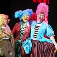 POTTED PANTO Returns to The Garrick Theatre in December Video