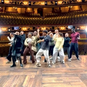Video: West End Cast of HAMILTON Shows Off Their Moves to Beyoncé's 'TEXAS HOLD 'EM'