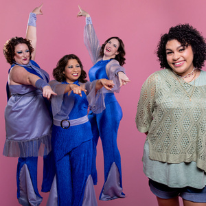 Cast Set For MAMMA MIA! at Lyric Arts Photo