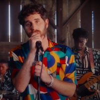 VIDEO: Ben Platt Performs New Single 'I Wanna Love You But I Don't' on LATE NIGHT!