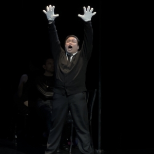 Video: Red Concepción Performs 'Mister Cellophane' in CHICAGO on Broadway