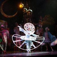 CIRQUE DREAMS HOLIDAZE is Coming to the State Theatre