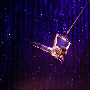 Review: ‘TWAS THE NIGHT BEFORE is a Christmas Celebration for the Senses at the Eccl Photo