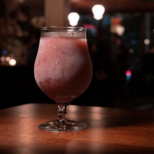 New Yorkers Refresh with Frozen Cocktails at Neighborhood Spots Photo