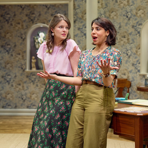 Ensemble Theatre Cincinnati Presents Regional Premiere Comedy FOURTEEN FUNERALS Photo