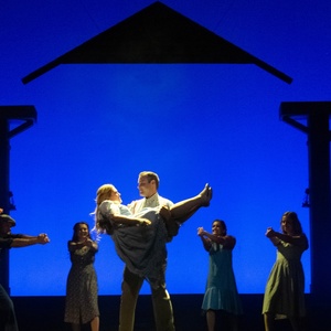 Review: BRIGHT STAR TAKES CENTER STAGE at Manatee Players Photo