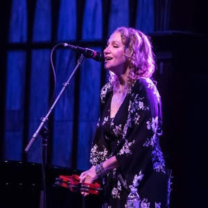 Joan Osborne Will Sing Bob Dylan at Plymouth&rsquo;s Spire Center Photo