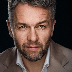 Julian Ovenden and Scott Frankel Will Perform in Concert at His Majestys Theatre Photo