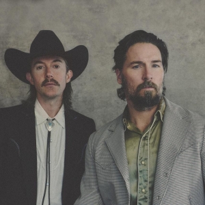 Midland Raises a Glass to Melancholic Memories on New Single 'Old Fashioned Feeling' Photo