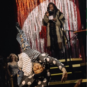 Jinkx Monsoon & Jesse Tyler Ferguson Guest Judge at CATS: THE JELLICLE BALL Video