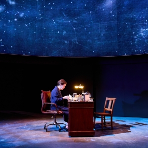 Review: THE LIGHTEST ELEMENT, Hampstead Theatre Photo