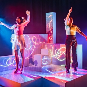 Review: CHILDREN OF THE NIGHT, Southwark Playhouse Photo