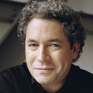 Gustavo Dudamel dirigirá musicalmente WEST SIDE STORY en el Liceu en julio de 2025 Photo