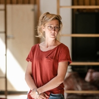 Director of HENRY VIII, Amy Hodge, Talks Women and Re-Interpreting The Bard Interview