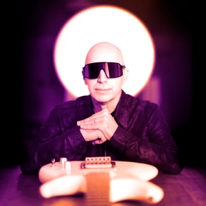 Joe Satriani Sets South Florida Fine Art Appearances Photo