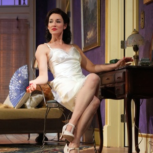 A BREAK IN THE RAIN Starring Elizabeth A. Davis and More to Screen at Big Apple Film  Photo
