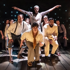Review: PETER AND THE STARCATCHER at Copley Theatre, Aurora IL Photo