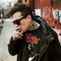 FRANK IERO & THE FUTURE VIOLENTS Share 'Great Party' Music Video