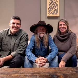Dean Dillon Signs Publishing Deal With River House Artists And Sony Music Publishing Photo