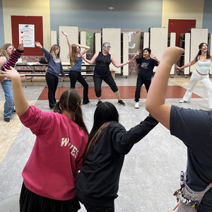 DISNEY&rsquo;S ALICE IN WONDERLAND JR. To Be Performed By Campbell Union School District S Photo