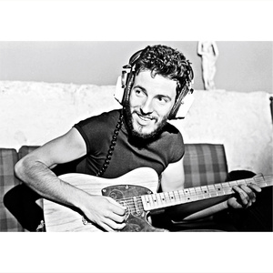 GREETINGS FROM CONSHOHOCKEN, PA Springsteen Exhibition is Coming to Coll's Custom Fra Photo