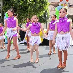 Plaza Mexico to Present Festival D&iacute;a del Ni&ntilde;o Childrens Day Celebration Photo