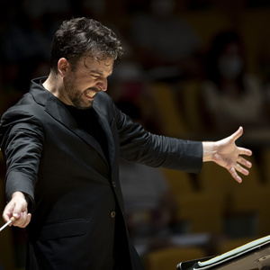 Conductor James Gaffigan to Lead Chicago Symphony, NSO & San Francisco Symphony in Spr Photo