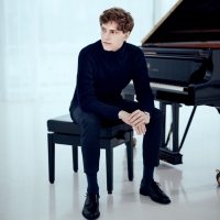 Pianist Jan Lisiecki Performs Virtual Program of Beethoven, Mendelssohn and Chopin Photo