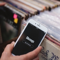 Discogs App Launches Song Previews With Apple Music