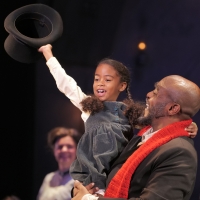 BWW Review: ZACH Theatre's  A CHRISTMAS CAROL  Perfect Holiday Entertainment Video