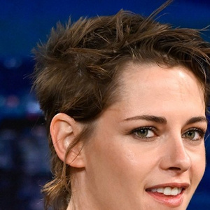 Kristen Stewart Talks Renovating a 100-Year-Old Movie Theater on THE TONIGHT SHOW Photo