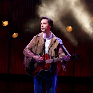Review: A BEAUTIFUL NOISE at Hollywood Pantages Theater Photo