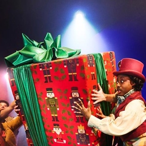 CHRISTMAS CAROL GOES WRONG to Make Australian Premiere at Sydney Opera House