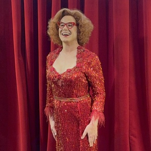 PHOTOS: TOOTSIE conquista Barcelona con su estreno en el Teatre Apolo Photo