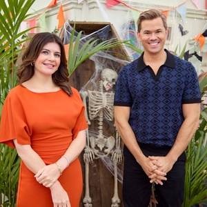 Video: Andrew Rannells Returns to THE GREAT AMERICAN BAKING SHOW as Co-Host of New Halloween Episode